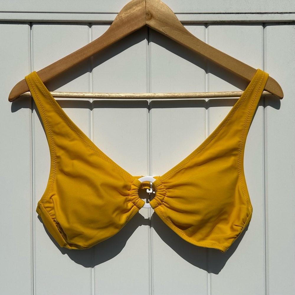 Women's 2 Bikini Tops & 1 Bikini Bottom